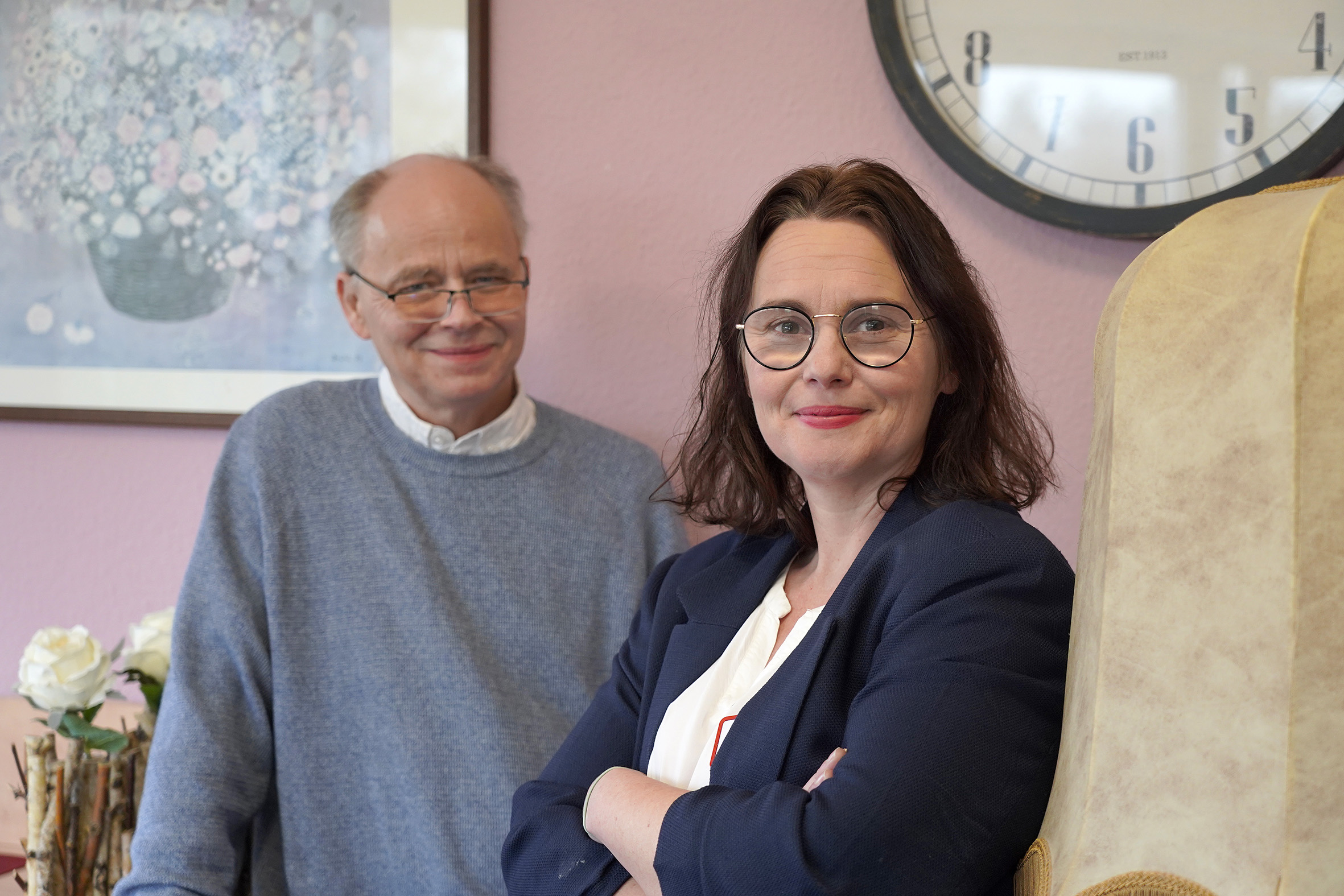 Andrea Leister leitet seit Jahresbeginn den AWO Wohnpark Wiesmoor. Interims-Vorgänger Lars Bonk steht ihr weiterhin mit Rat und Tat zur Seite.